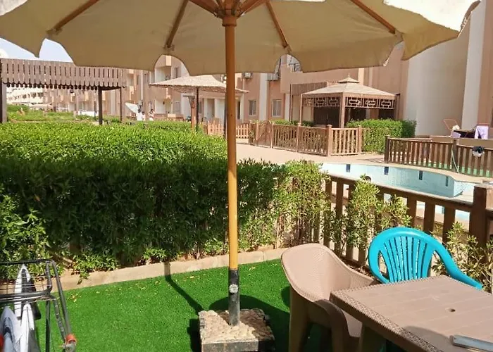 Alpesi faház قرية بلولاجون راس سدر نسمة صيف للايجار For Families Only