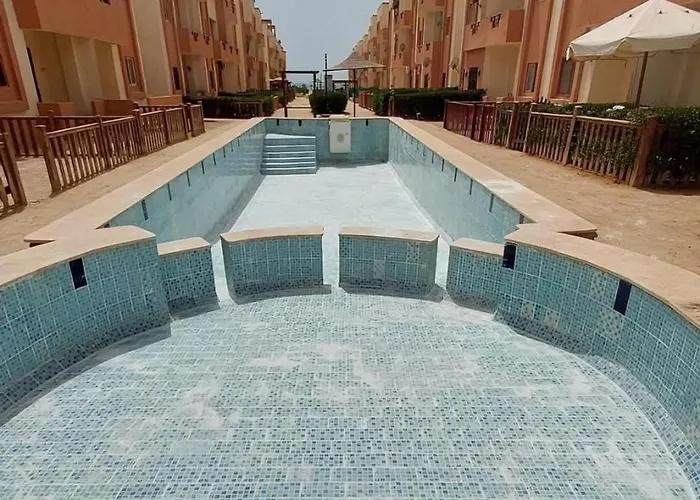 قرية بلولاجون راس سدر نسمة صيف للايجار For Families Only *